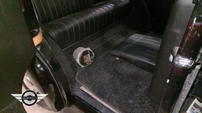Lot 426 - 1957 AUSTIN TAXI