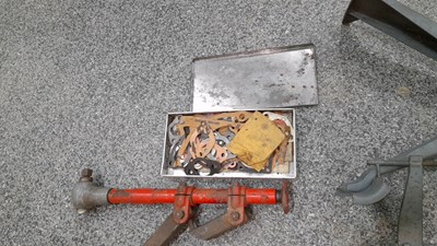 Lot 97 - AUSTIN SEVEN CAR PARTS