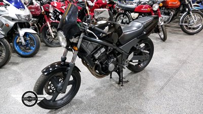 Lot 834 - 1991 HONDA CB-1