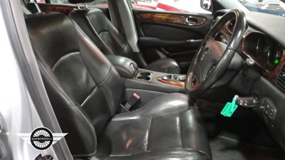 Lot 850 - 2005 JAGUAR XJ8 V8 SPORT AUTO