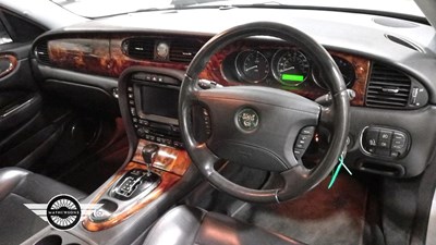 Lot 850 - 2005 JAGUAR XJ8 V8 SPORT AUTO