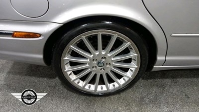 Lot 850 - 2005 JAGUAR XJ8 V8 SPORT AUTO