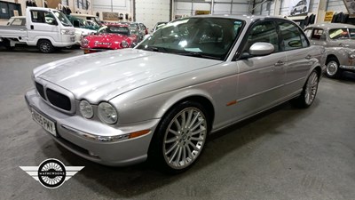 Lot 850 - 2005 JAGUAR XJ8 V8 SPORT AUTO