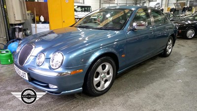 Lot 814 - 2000 JAGUAR S-TYPE V6 SE AUTO