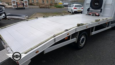 Lot 80 - 2016 VOLKSWAGEN CRAFTER CR35 TDI BMT
