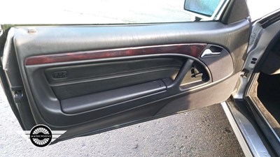 Lot 882 - 1998 MERCEDES SL 320 AUTO
