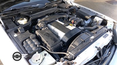 Lot 882 - 1998 MERCEDES SL 320 AUTO
