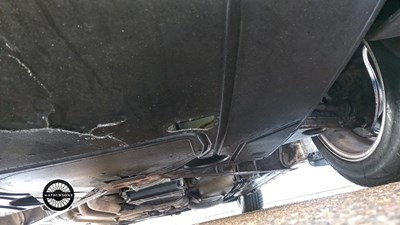 Lot 882 - 1998 MERCEDES SL 320 AUTO
