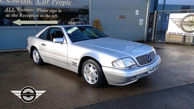 Lot 882 - 1998 MERCEDES SL 320 AUTO