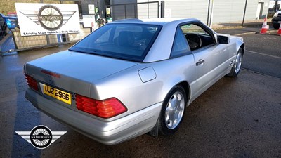 Lot 882 - 1998 MERCEDES SL 320 AUTO