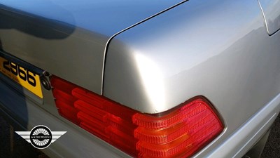 Lot 882 - 1998 MERCEDES SL 320 AUTO