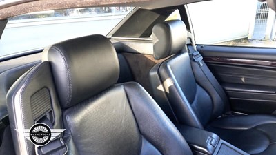 Lot 882 - 1998 MERCEDES SL 320 AUTO