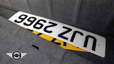 Lot 882 - 1998 MERCEDES SL 320 AUTO