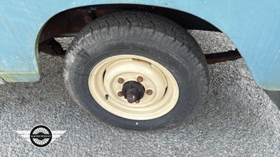 Lot 202 - 1972 LAND ROVER 88" - 4 CYL