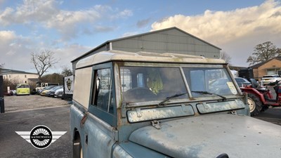 Lot 202 - 1972 LAND ROVER 88" - 4 CYL