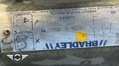 Lot 72 - COVERED CAR TRAILER
