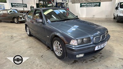 Lot 56 - 1998 BMW 316I AUTO