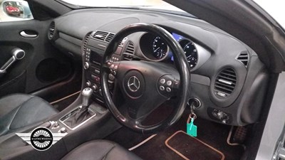 Lot 158 - 2004 MERCEDES SLK 200 KOMPRESSOR AUTO