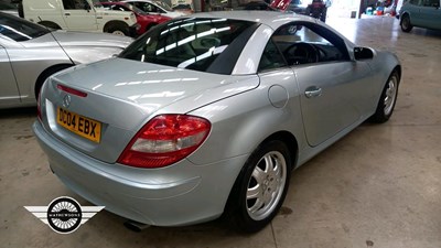 Lot 158 - 2004 MERCEDES SLK 200 KOMPRESSOR AUTO