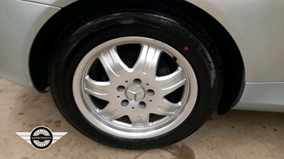 Lot 158 - 2004 MERCEDES SLK 200 KOMPRESSOR AUTO