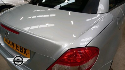 Lot 158 - 2004 MERCEDES SLK 200 KOMPRESSOR AUTO