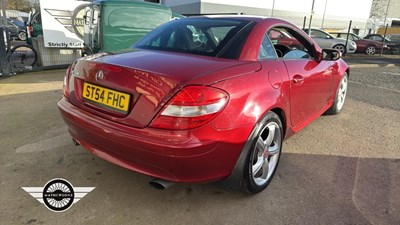 Lot 180 - 2004 MERCEDES SLK 200 KOMPRESSOR AUTO