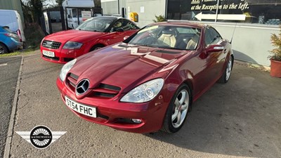 Lot 180 - 2004 MERCEDES SLK 200 KOMPRESSOR AUTO