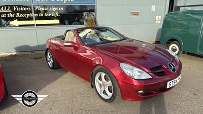 Lot 180 - 2004 MERCEDES SLK 200 KOMPRESSOR AUTO
