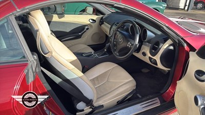 Lot 180 - 2004 MERCEDES SLK 200 KOMPRESSOR AUTO