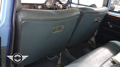 Lot 888 - 1970 WOLSELEY 16/60