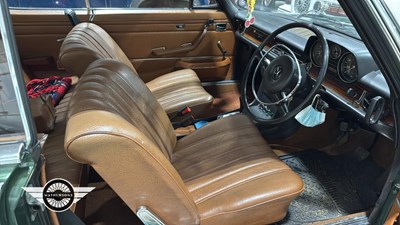 Lot 72 - 1972 MERCEDES 250 CE