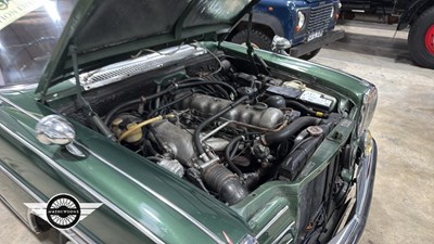 Lot 72 - 1972 MERCEDES 250 CE