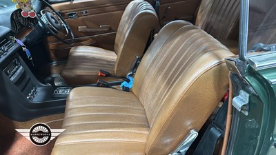 Lot 72 - 1972 MERCEDES 250 CE