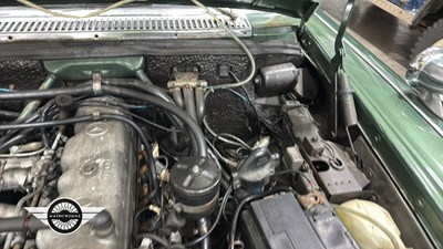 Lot 72 - 1972 MERCEDES 250 CE