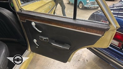 Lot 16 - 1962 VAUXHALL