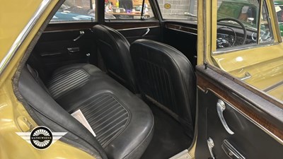 Lot 16 - 1962 VAUXHALL