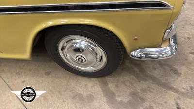 Lot 16 - 1962 VAUXHALL