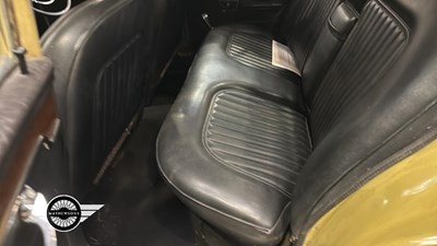 Lot 16 - 1962 VAUXHALL