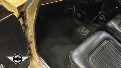 Lot 16 - 1962 VAUXHALL