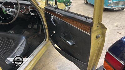 Lot 16 - 1962 VAUXHALL