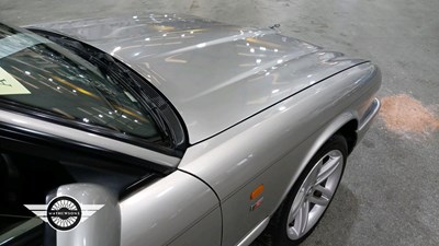 Lot 14 - 1998 JAGUAR XJ SPORT V8 AUTO