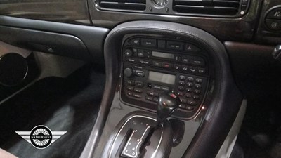 Lot 14 - 1998 JAGUAR XJ SPORT V8 AUTO