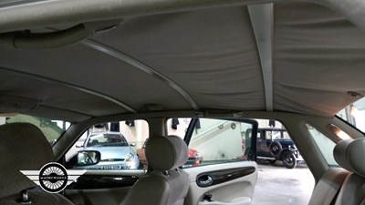 Lot 14 - 1998 JAGUAR XJ SPORT V8 AUTO