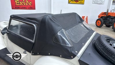 Lot 352 - 1974 FORD SPARTAN 1600