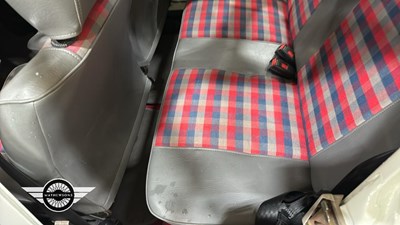 Lot 282 - 1986 RENAULT 4 GT L