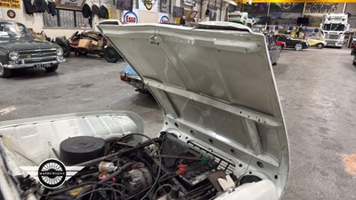 Lot 282 - 1986 RENAULT 4 GT L