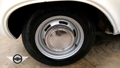 Lot 434 - 1976 VAUXHALL VIVA E