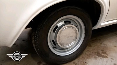Lot 434 - 1976 VAUXHALL VIVA E