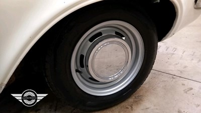 Lot 434 - 1976 VAUXHALL VIVA E