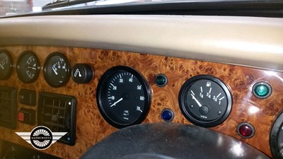 Lot 472 - 1994 ROVER / MG